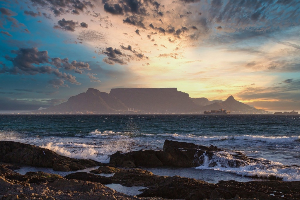 Table Mountain - Cape Town - Bush Marine Tours